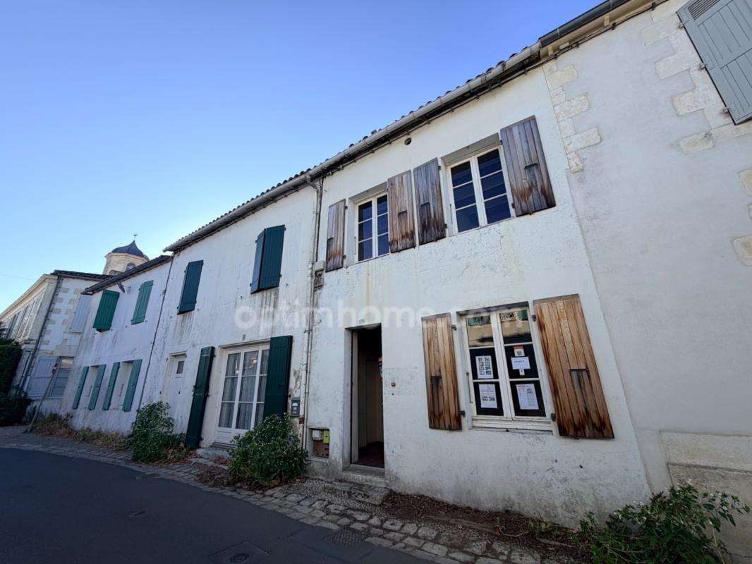 EXCLUSIVITÉ – MAISON DE VILLAGE AUTHENTIQUE EN PIERRES – MARCHÉ & PLAGES AU BOIS PLAGE