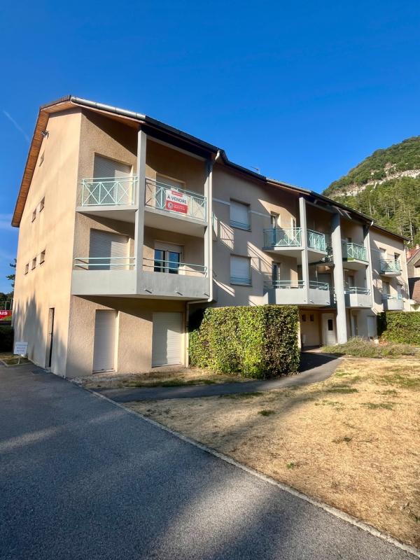 Appartement T4 pièces sur MONTREAL LA CLUSE