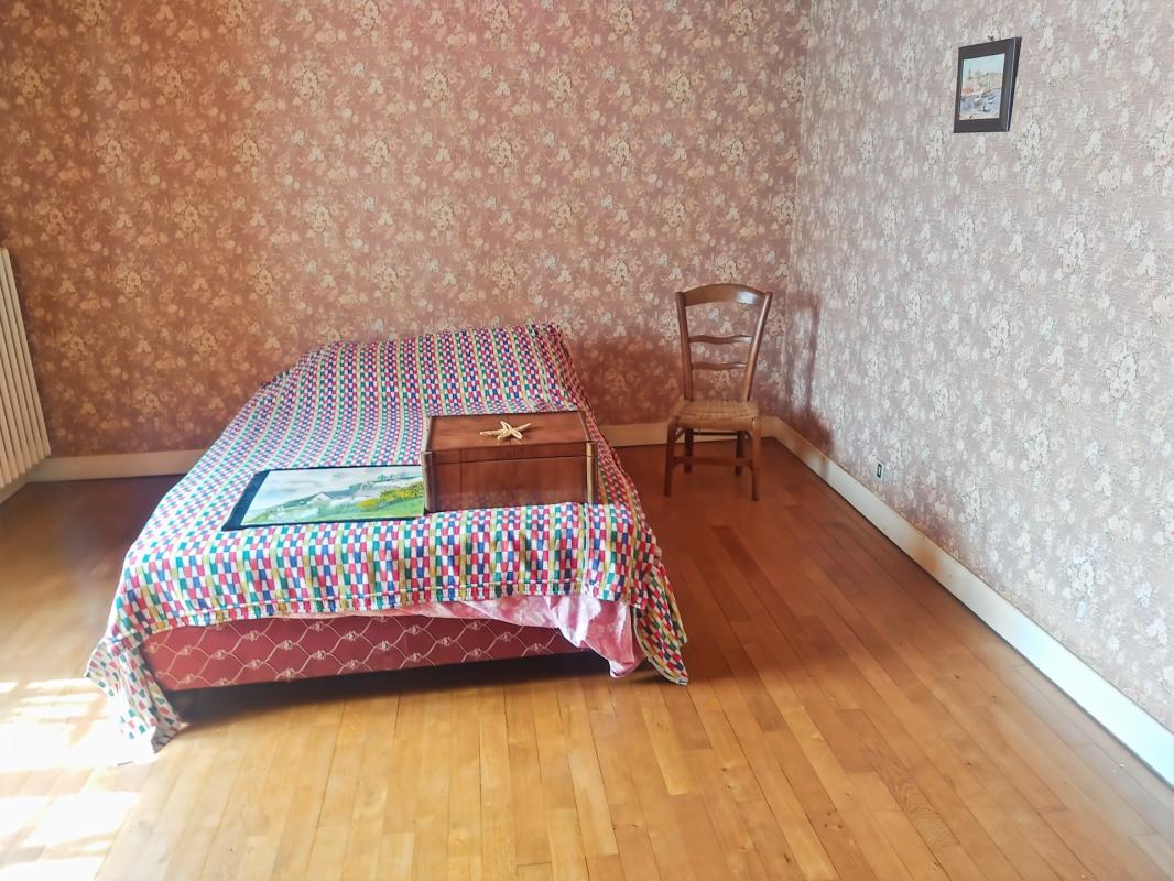 Maison avec son parc en bord de rivière