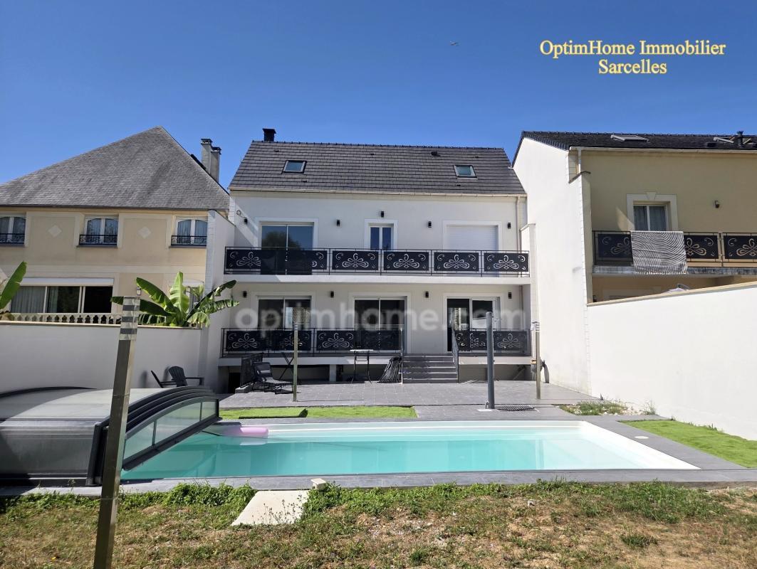 Sarcelles Village - Maison Contemporaine d'Exception - 204 m2 - 9 pièces / 5 Chambres - Prestations Haut de Gamme - Piscine et Géothermie