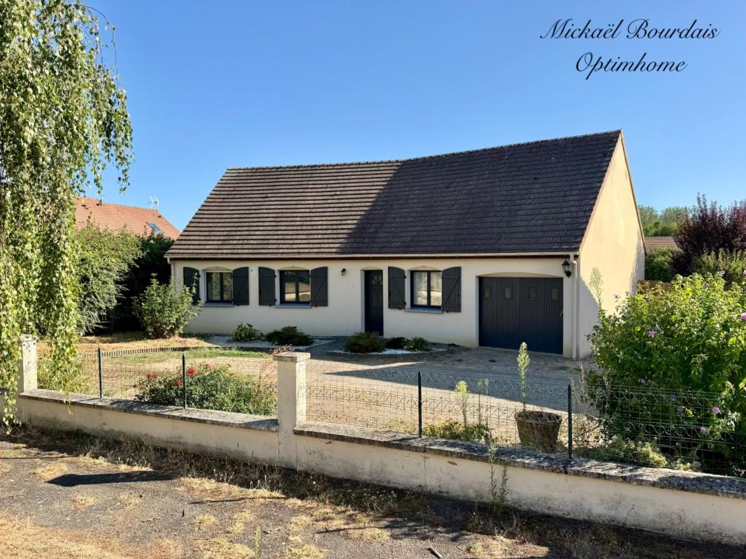 OIZÉ – Maison familiale de 2005 – 5 chambres – Vie de plain-pied – DPE