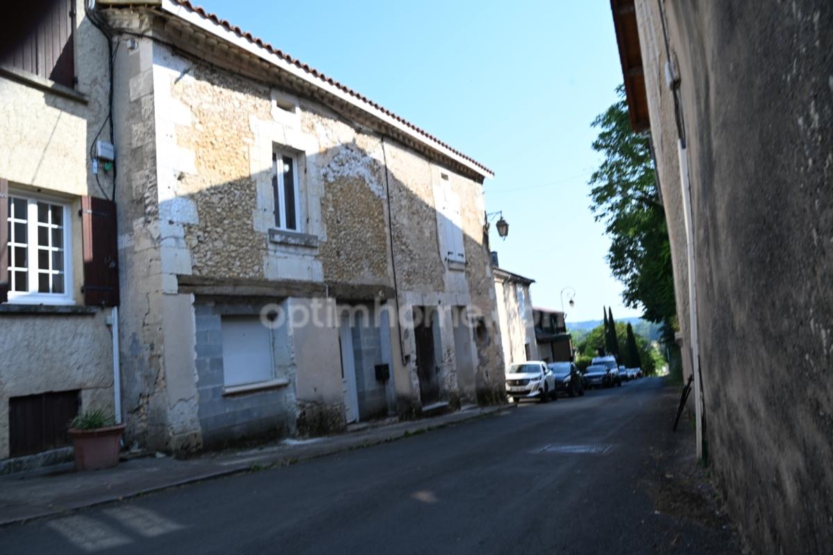 Maison en pierre avec deux logements, terrasse panoramique et potentiel exceptionnel à DOUZILLAC (24)