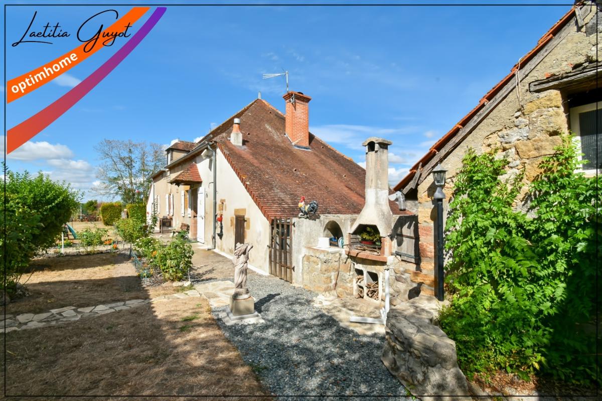 Longère de caractère avec 230 m² de dépendances – Coulandon