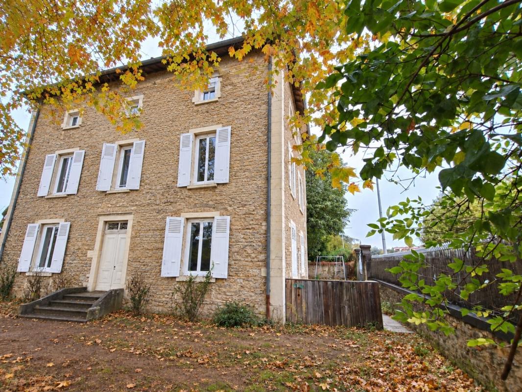 Maison à vendre 8 pièces CIVRIEUX D'AZERGUES (69)