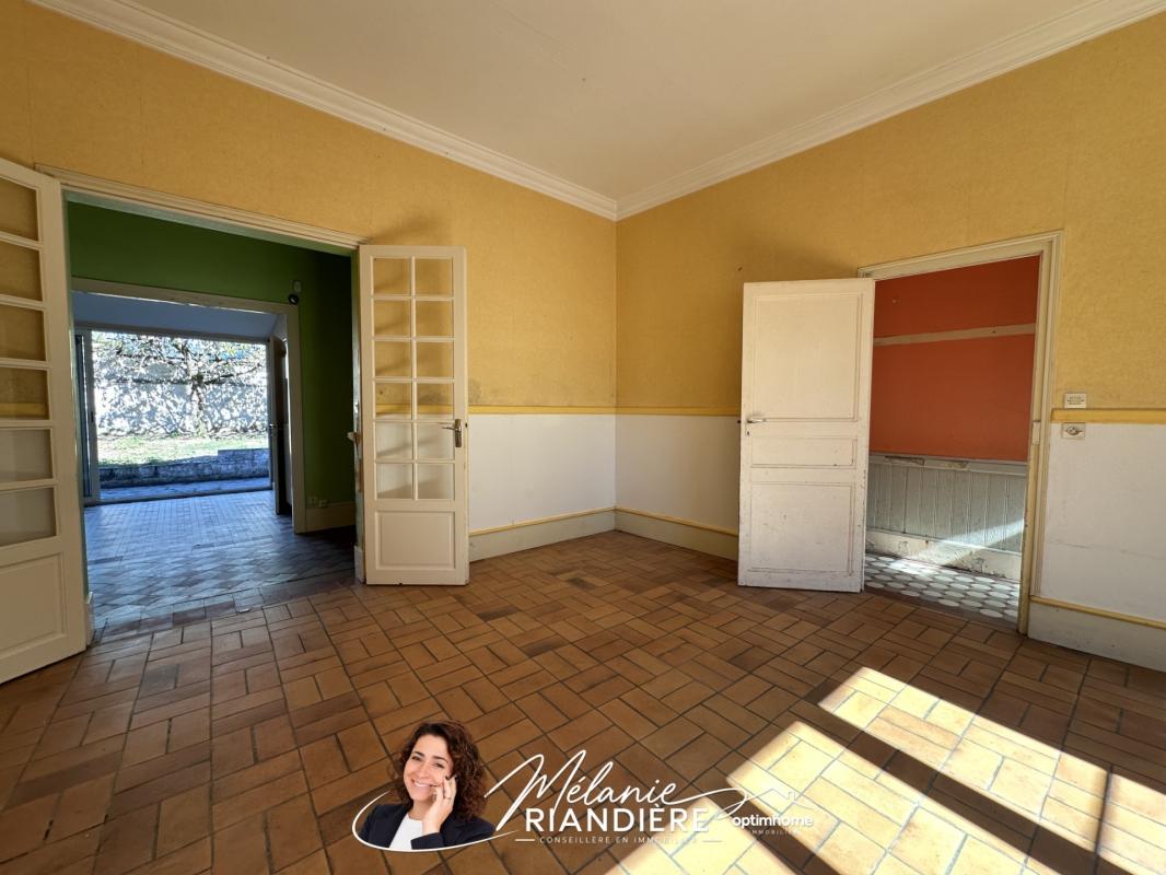 Maison 5 pièces, 3 chambres, 134 m² à rénover – Rue de Ceinture La Flèche
