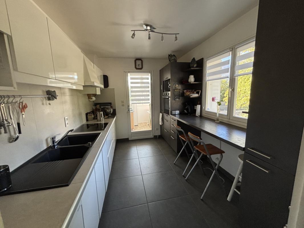 Thyez- Maison de 88m2 habitables 148m2 utiles