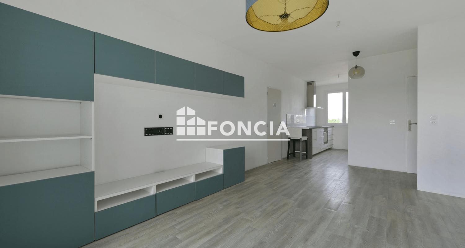 APPARTEMENT EN RESIDENCE