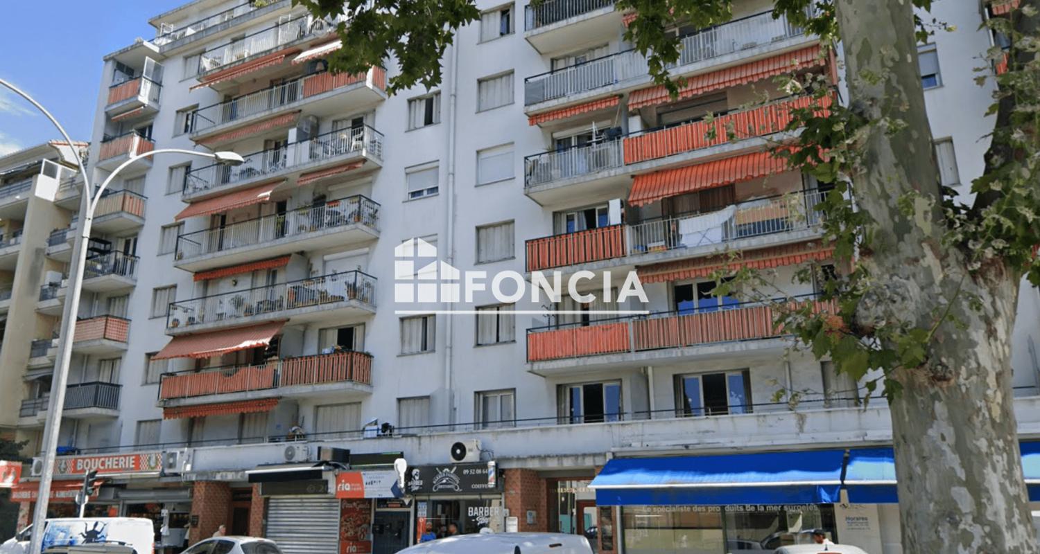 2 pièces 47m2, balcon et Cave
