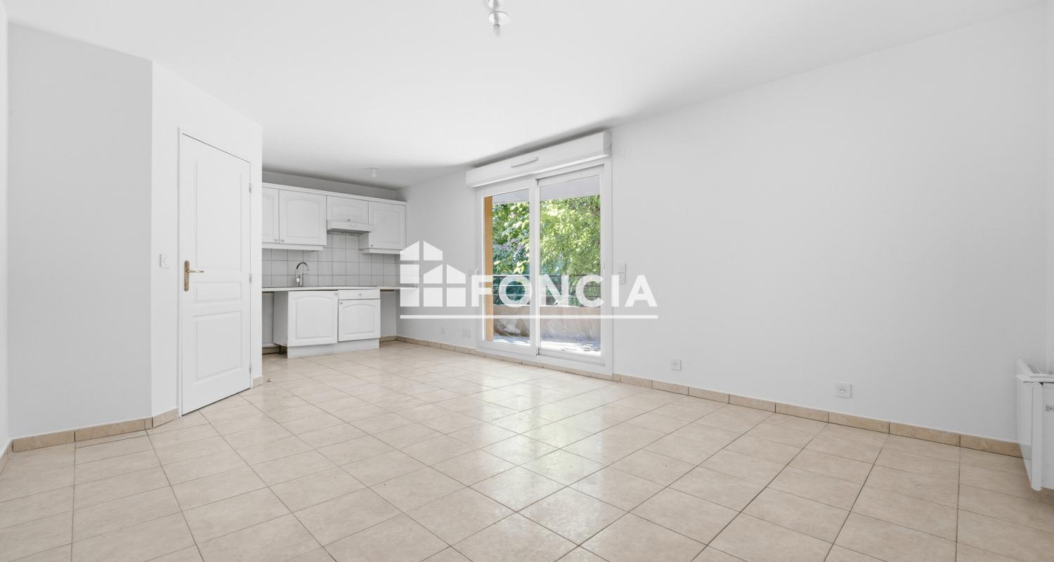 NICE - Saint Isidore - T3 de 53m² avec terrasse et parking