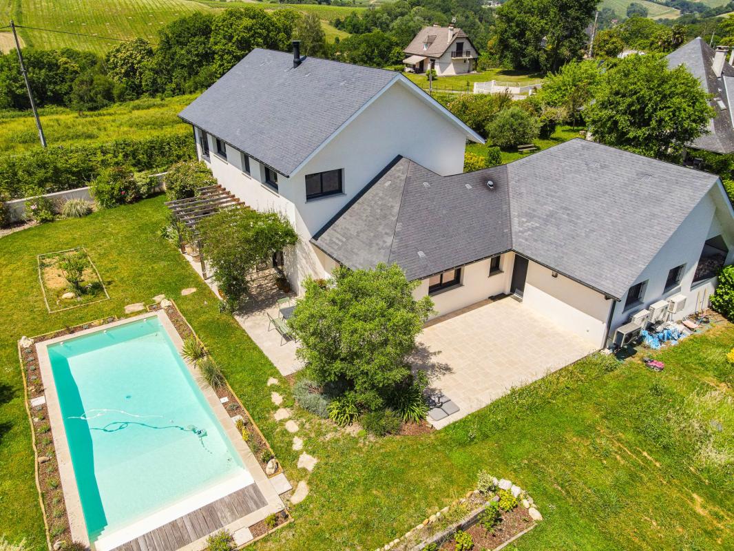 Maison d'architecte 180 m² – Vue Pyrénées, Piscine & Prestations Haut de Gamme