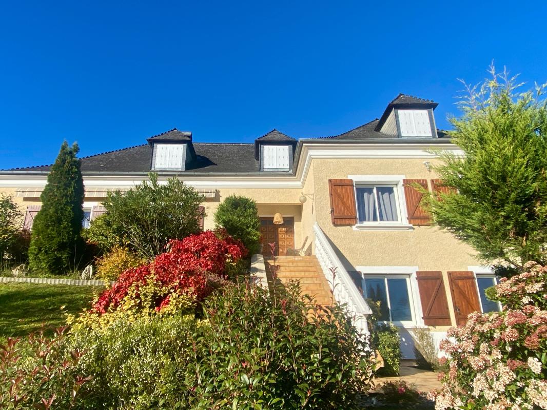 MAISON 183m² - GRAND TERRAIN - VUE PYRÉNÉES- SOUS-SOL COMPLET