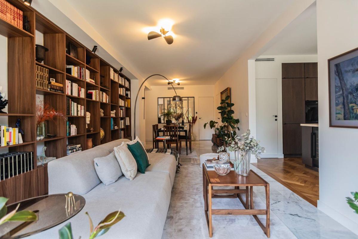 Magnifique appartement rénové par un architecte dans une résidence avec parc sécurisé