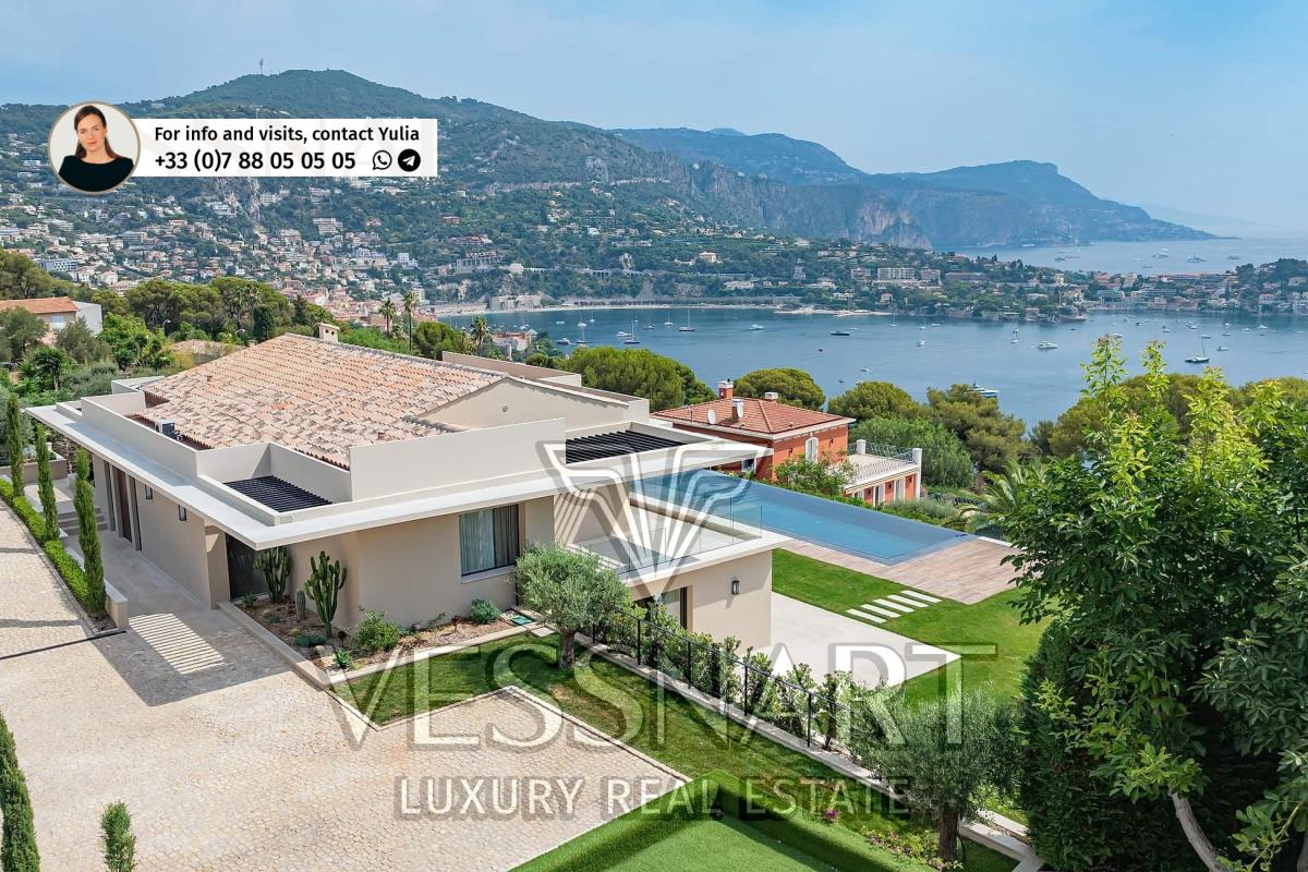 Villa contemporaine face à Saint-Jean-Cap-Ferrat