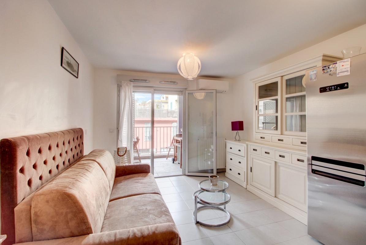 NICE, PORT, Mont BORON - Studio avec terrasse, calme