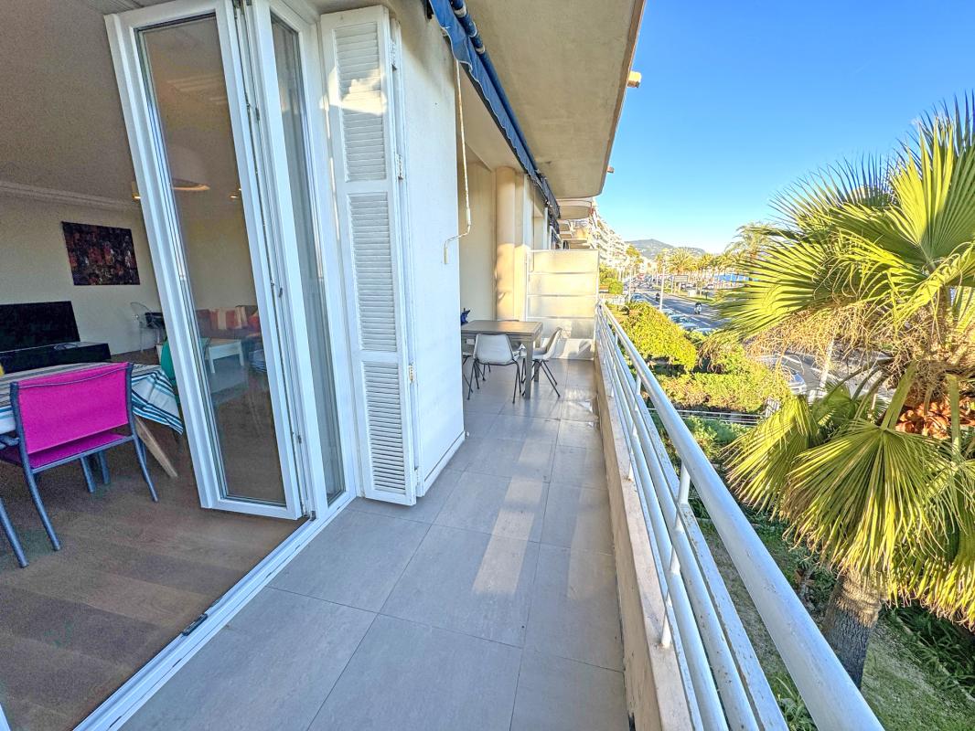 Appartement 100m² vue mer panoramique, résidence de standing