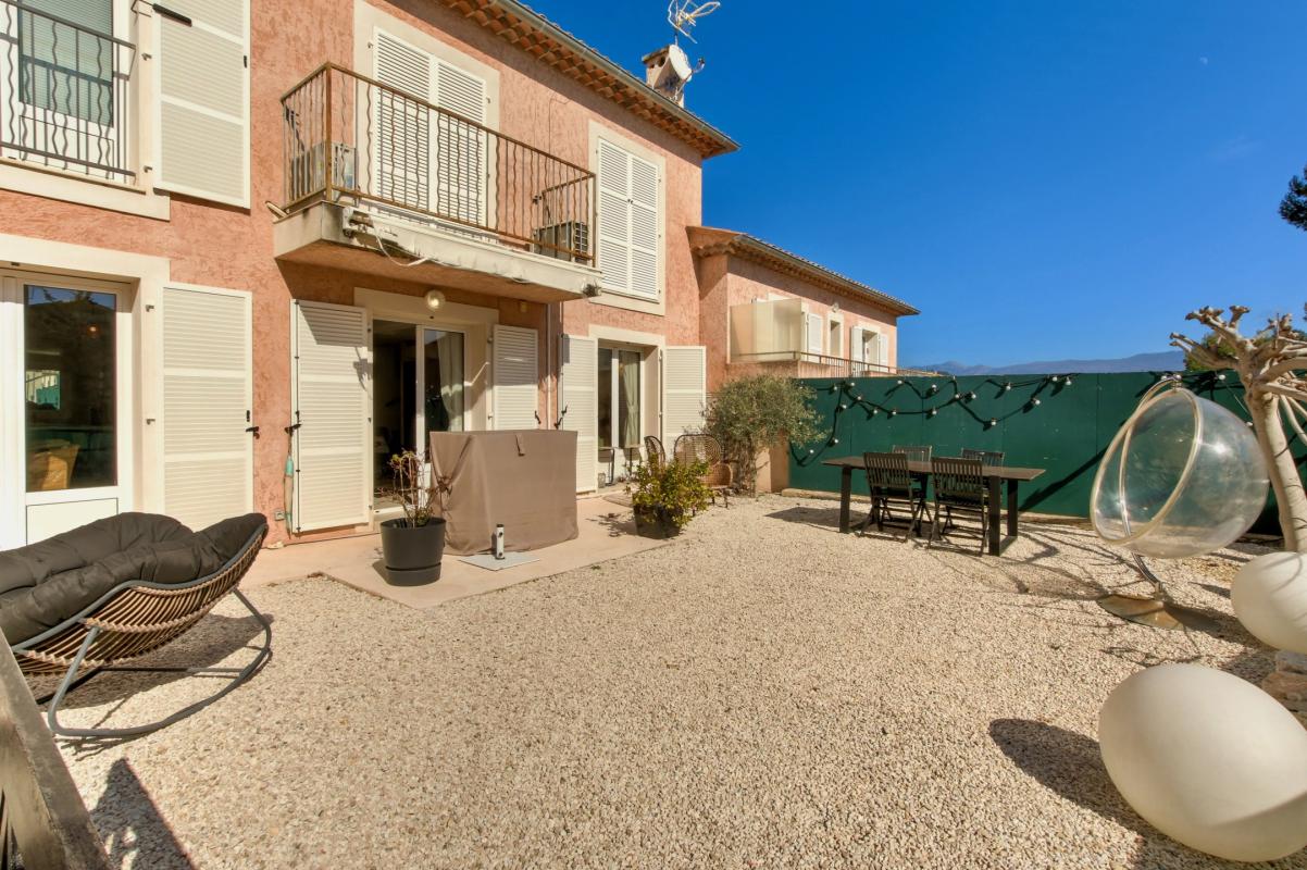 Villa 4p terrasse jardin parking. Occupée par un locataire