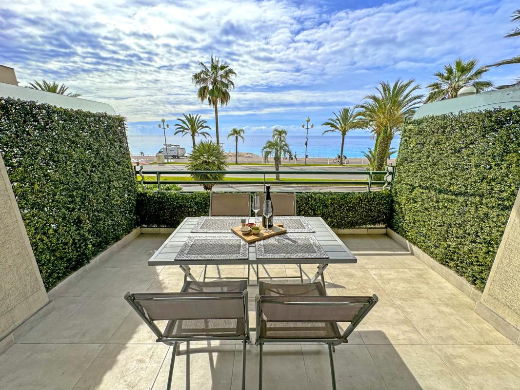 Appartement 4 pièces d’exception – Front de mer – Promenade des Anglais