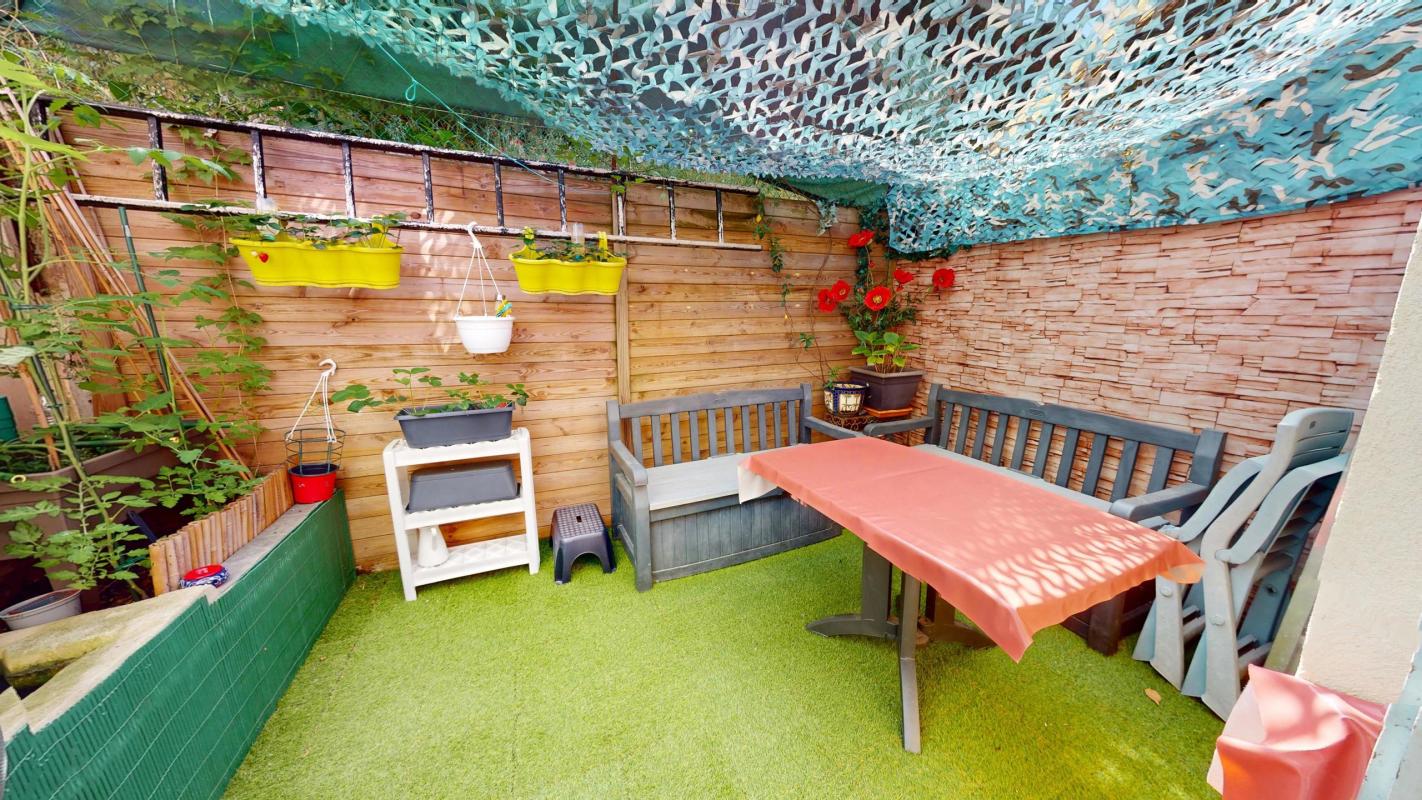 2 Pièces Rez-de-Jardin – Rue de France - Double Terrasse