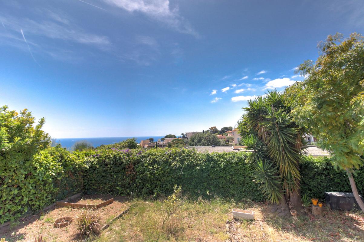 Exclusivité – Esprit "Petite Villa" avec Jardin & Bel Aperçu Mer – Nice Ouest