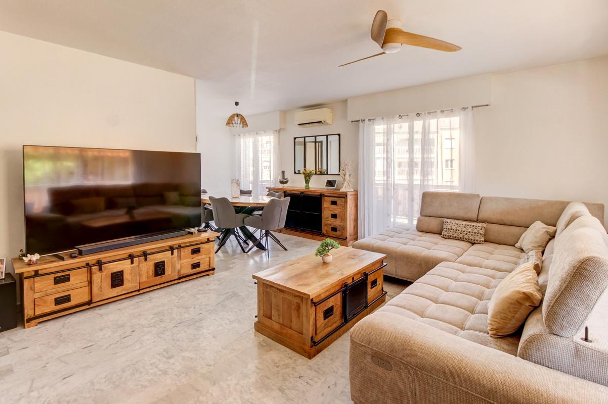 Val Fleuri, Cagnes-sur-Mer, 3 Pièces 77 m², parking