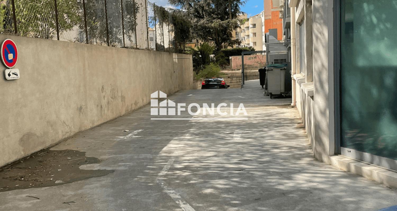 PLACE DE PARKING INTERIEUR SECTEUR KENNEDY , "RESIDENCE PLEIN JOUR"