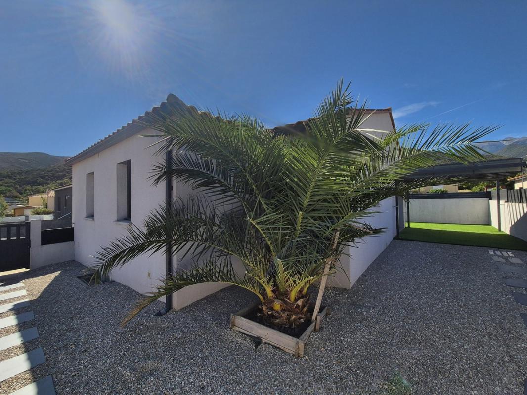 VILLA RÉCENTE À JOCH