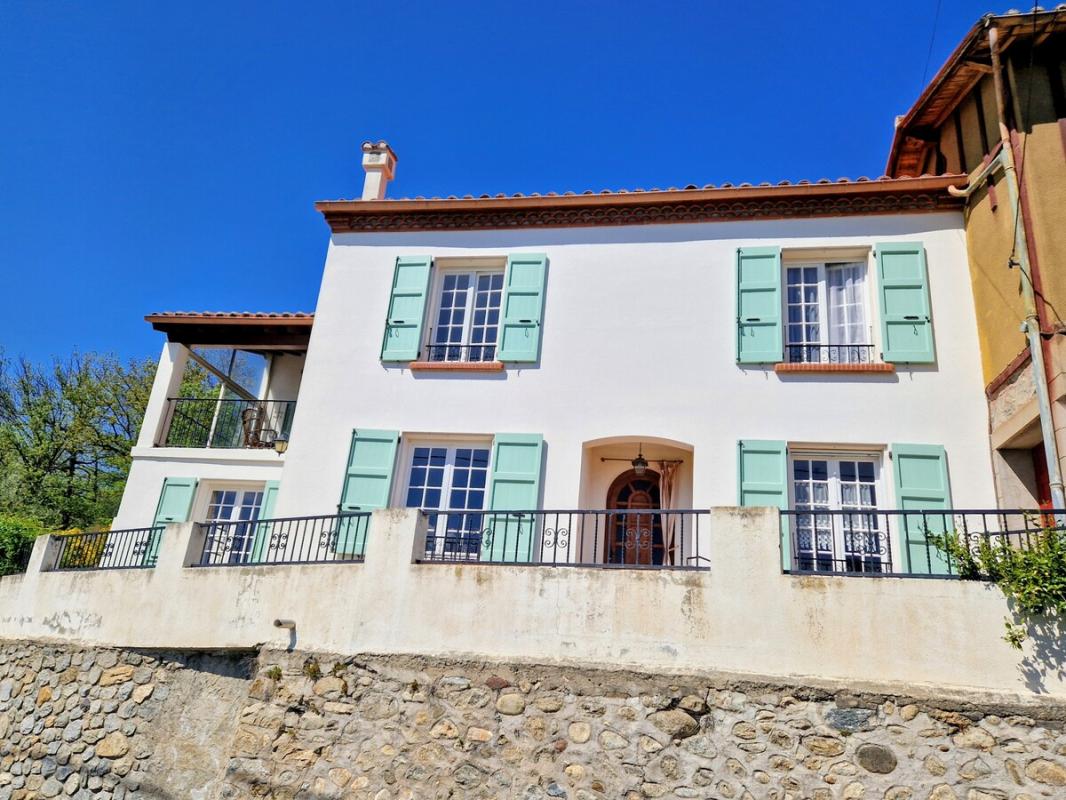 MAISON 3 FACES VUE CANIGOU + GARAGE
