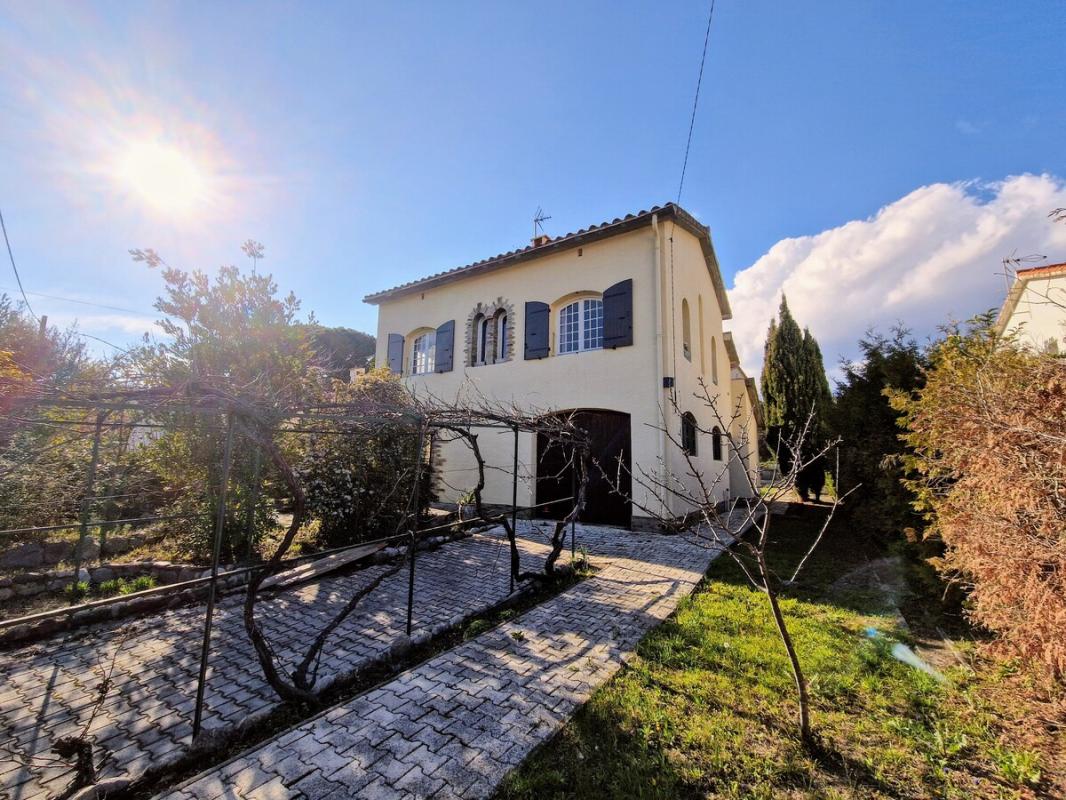 VILLA 4 FACES GARAGE & JARDIN