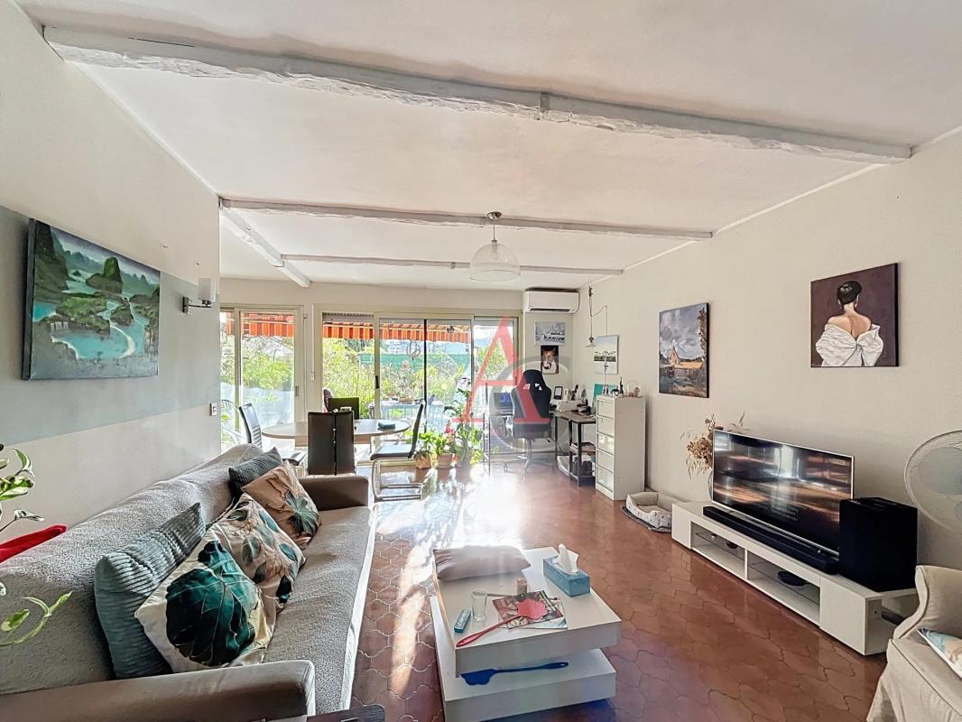 Cagnes sur Mer, 2 pièces 71 m², jardin 93 m², garage