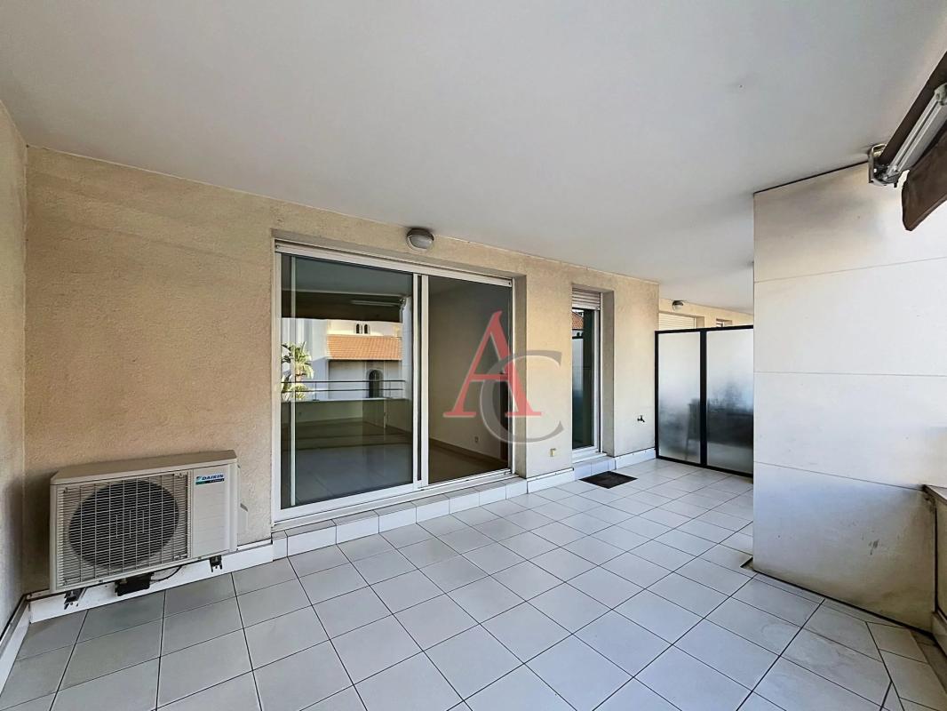Cagnes sur Mer, 3 pièces 67 m², terrasse, garage