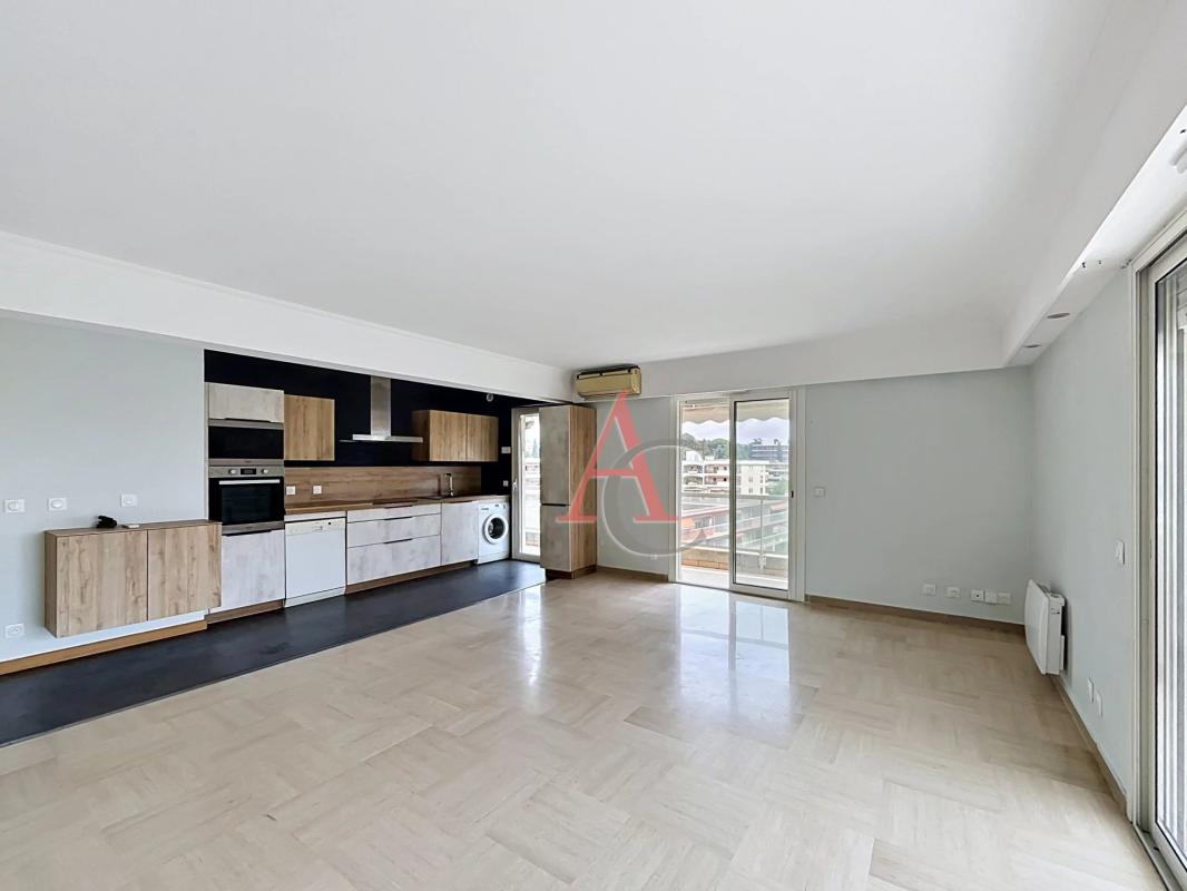 Cagnes sur Mer, appartement 3 pièces 72 m², dernier étage, terrasse, garage, cave