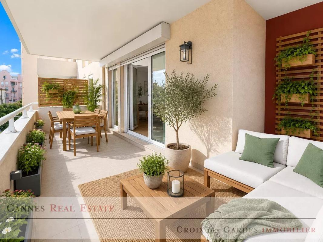 Antibes Centre – Superbe 3 Pièces lumineux avec terrasse de 20 m² au calme