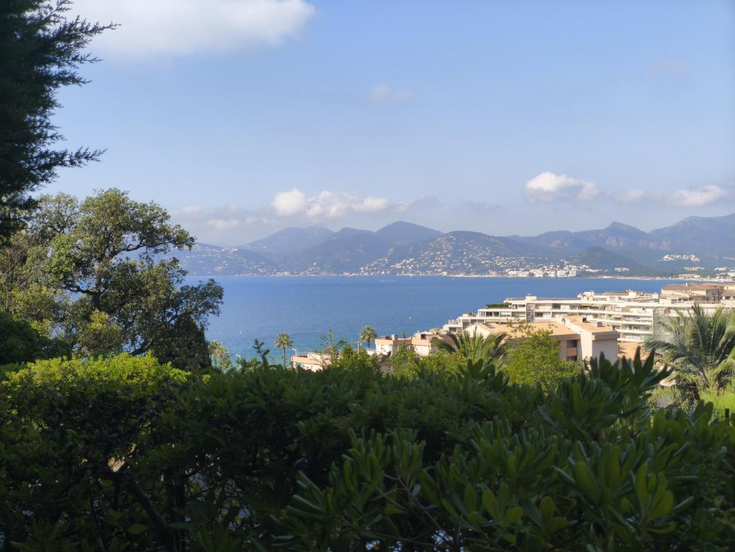 2P avec une magnifique vue mer