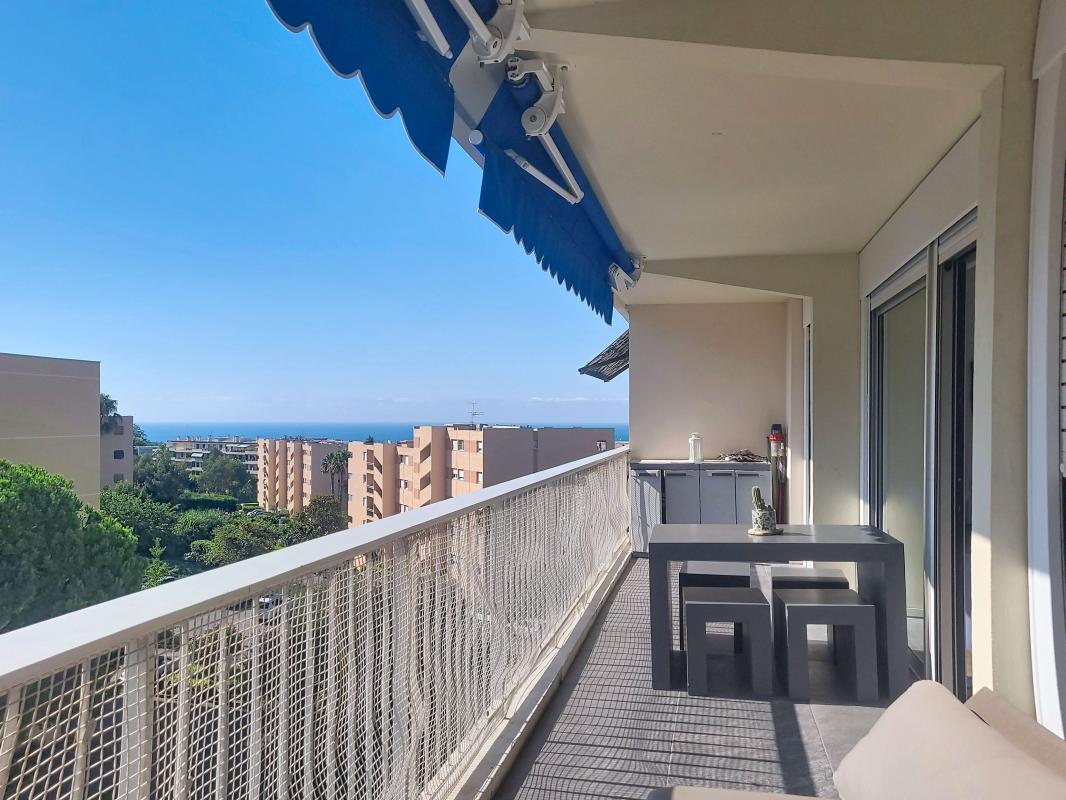 NICE OUEST CORNICHE FLEURIE AVEC 15M² DE TERRASSE