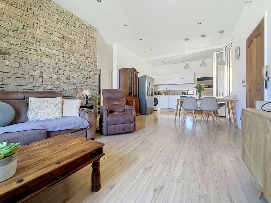 Appartement À Vendre -