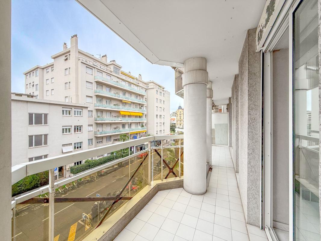 NICE LIBERATION - 2P 46,94 M²