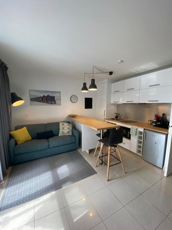 NICE OUEST CARRAS - STUDIO 25 M² AVEC BALCON APERCU MER