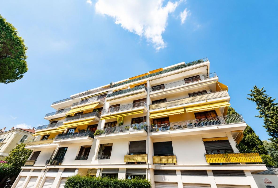 George V / Libération, calme, grand balcon, vue dominante, cave, garage, poss. parking