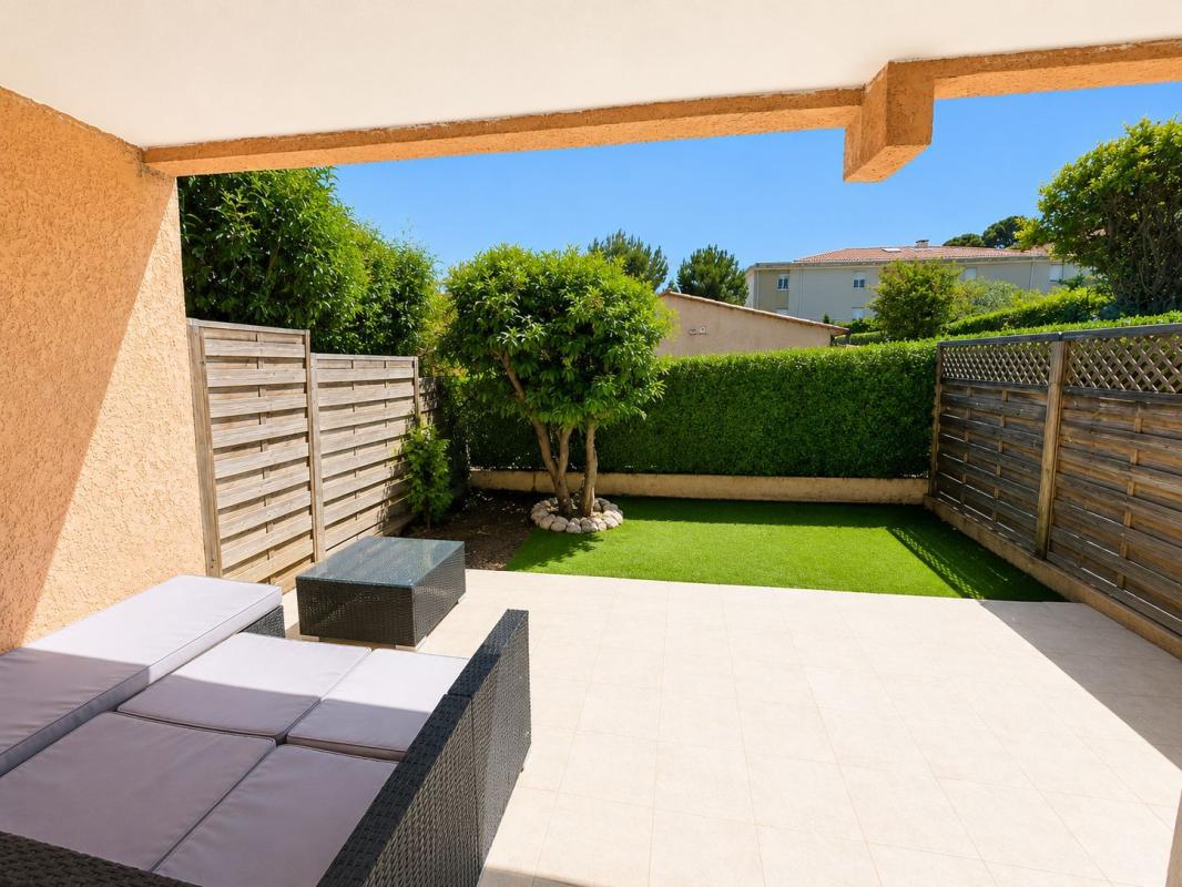 Saint Laurent du Var - 3p - Jardin / terrasse - garage
