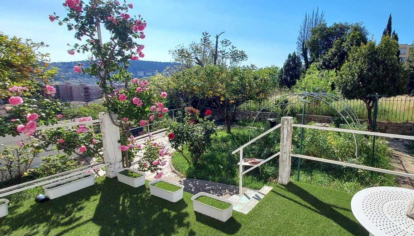 NICE CIMIEZ – 3 PIÈCES 77 m² EN REZ-DE-JARDIN – L’ESPRIT D’UNE MAISON