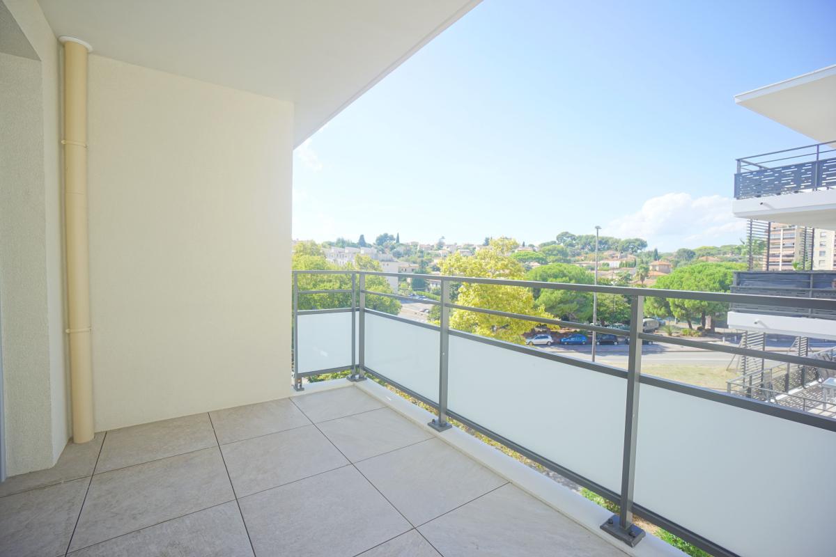 RÉSIDENCE NEUVE  - GARAGE - COMMODITES - PMR - DERNIER ETAGE