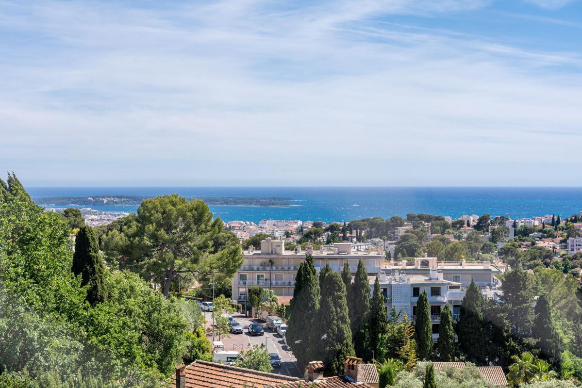 RÉSIDENCE DE STANDING, VUE MER PANORAMIQUE ! PISCINE, TENNIS