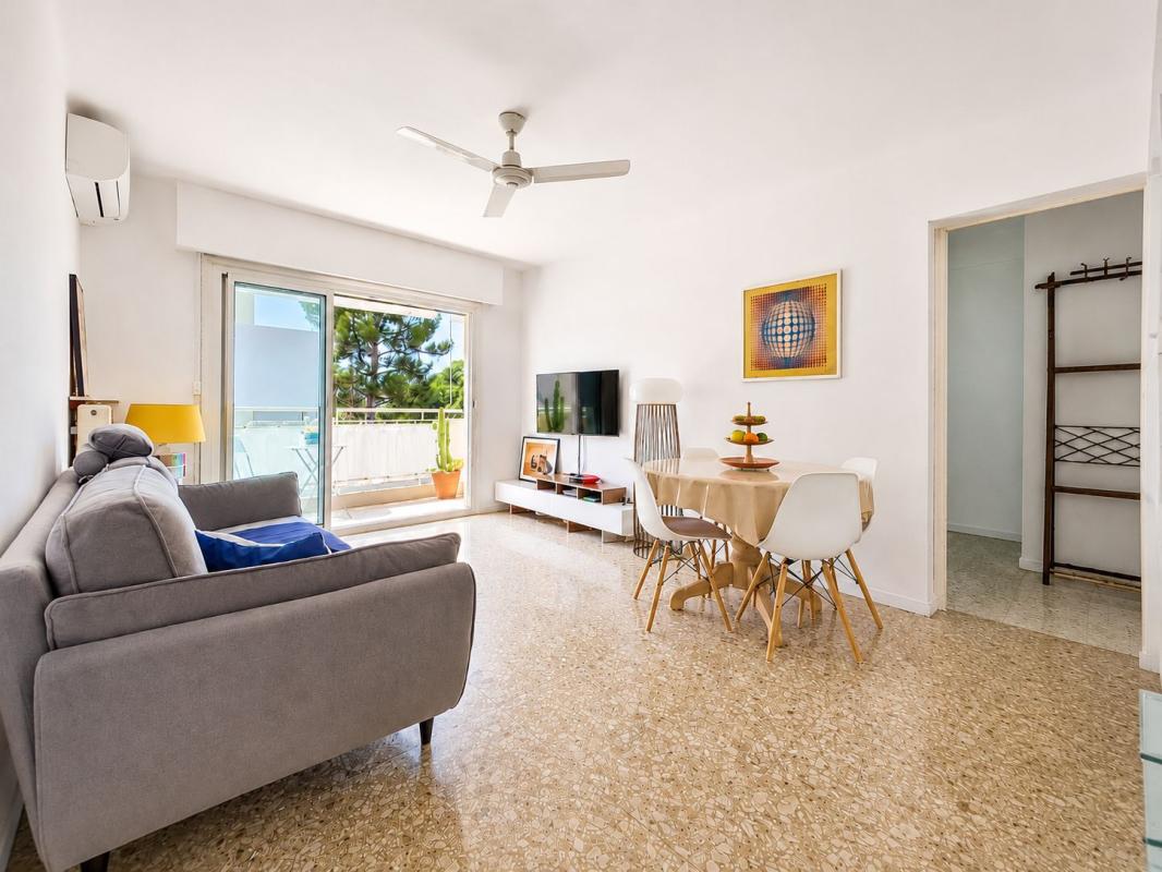 4 PIECES DE 70M² TRAVERSANT + PARKING + BALCON PLEIN SUD + CAVE