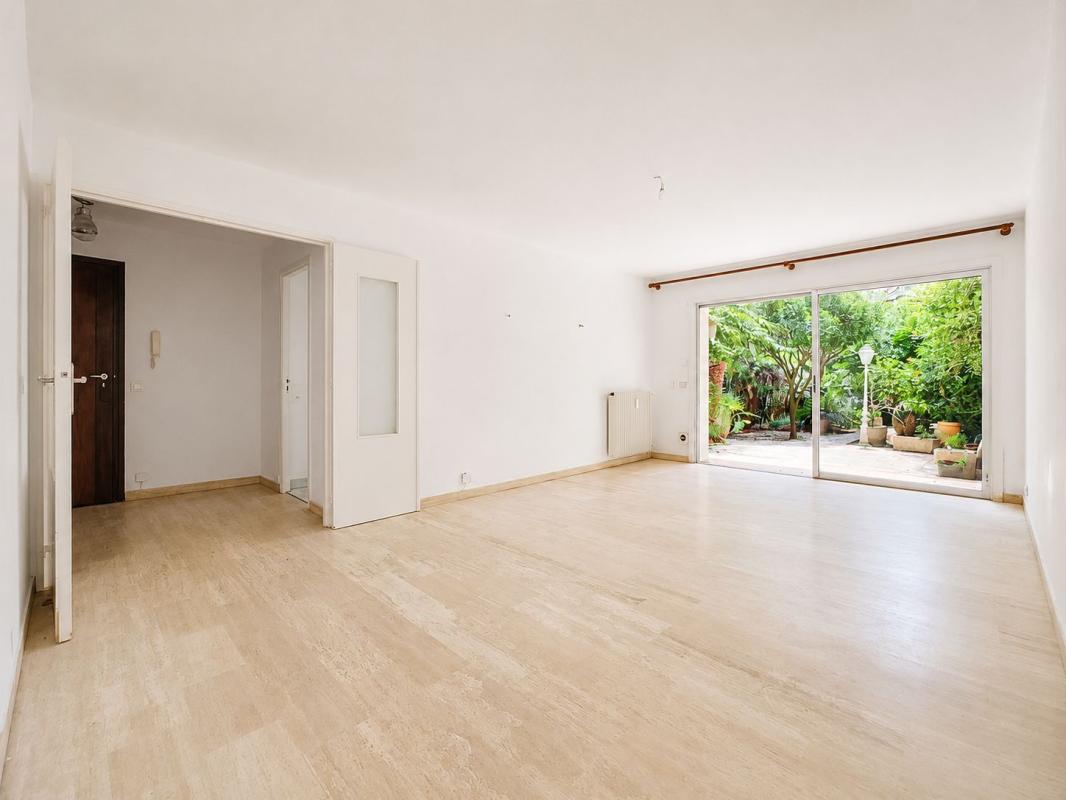 LE CANNET MAIRIE – 3 PIÈCES 71 M² AVEC JARDIN PLEIN SUD DE 95 M² + 2 PARKINGS