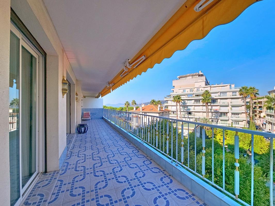 Opportunité rare à fort potentiel au cœur de Juan-les-Pins