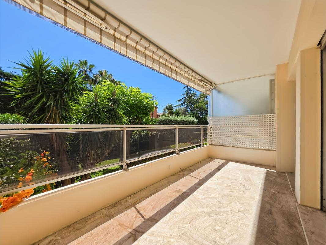 APPARTEMENT 2 PIECES - ALEXANDRE III 10MN CROISETTE - 2 TERRASSES, GARAGE & CAVE