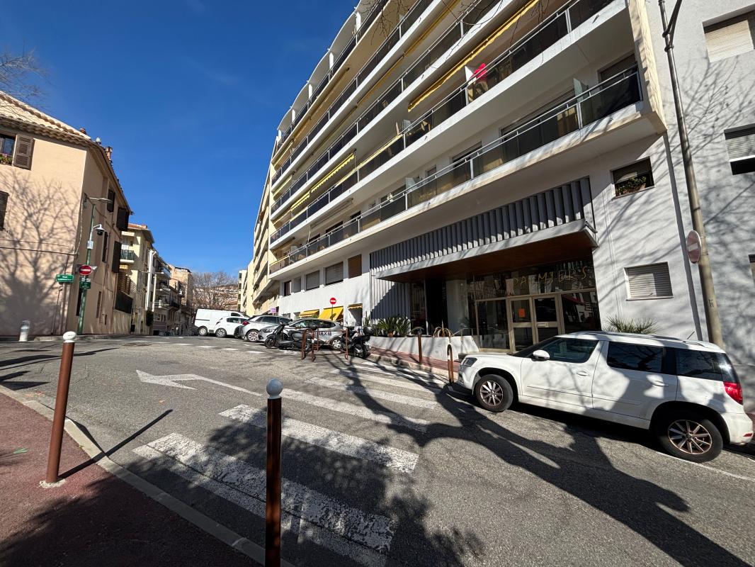 2 pièces vendu loué Le Cannet Mairie