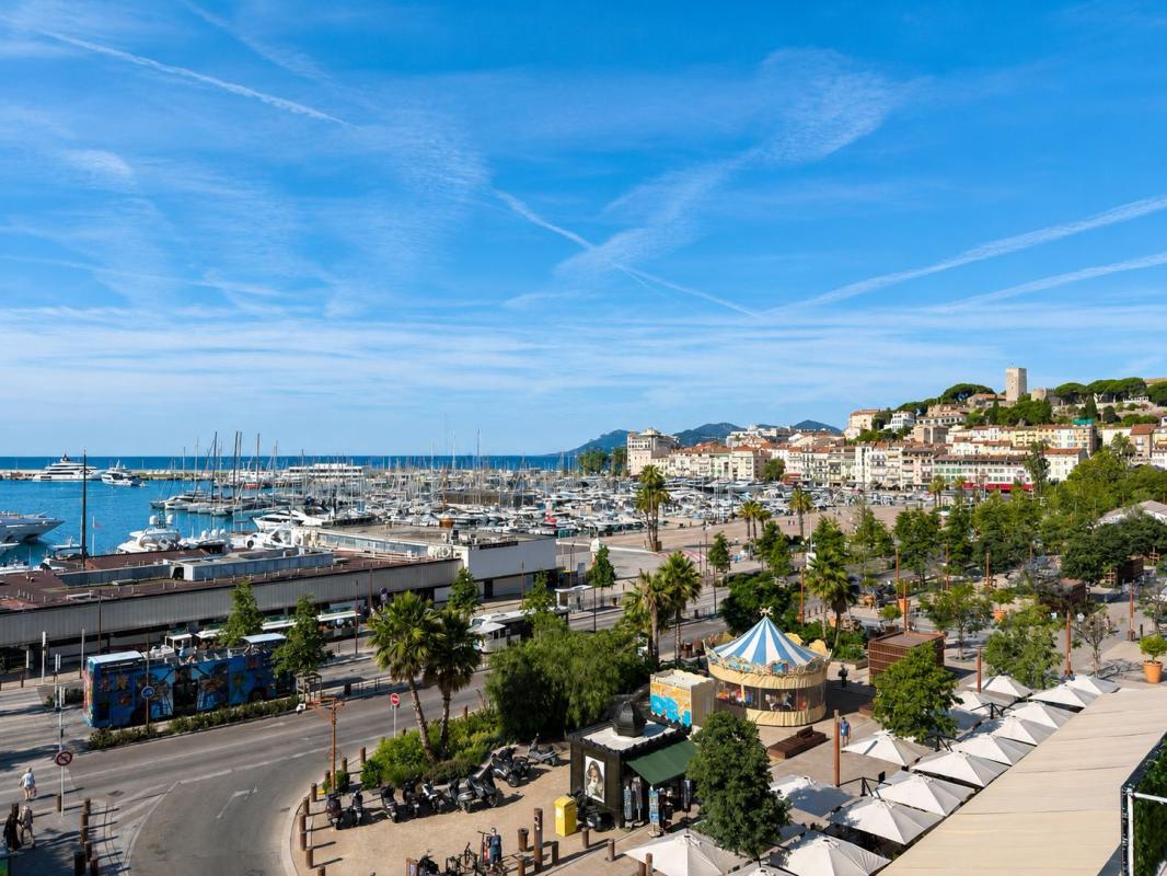 Appartement À Vendre face au Vieux Port