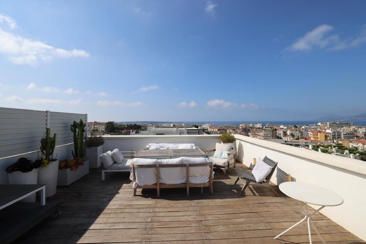 ✨ CANNES - BAS MONTFLEURY - PENTHOUSE D’EXCEPTION – PRESTATIONS HAUT DE GAMME – VUE MER SUBLIME
