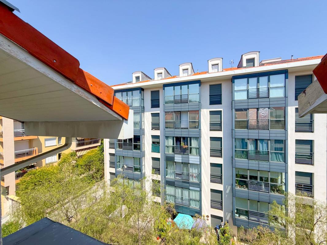 A vendre Nice Libération 3 pièces 55 m² dernier étage